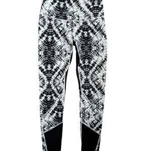 Victoria's Secret VSX Black and White Leggings Size Small